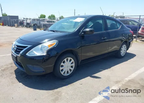 2016 Nissan Versa 1.6 S z USA, uszkodzony, nr VIN 3N1CN7AP1GL909108